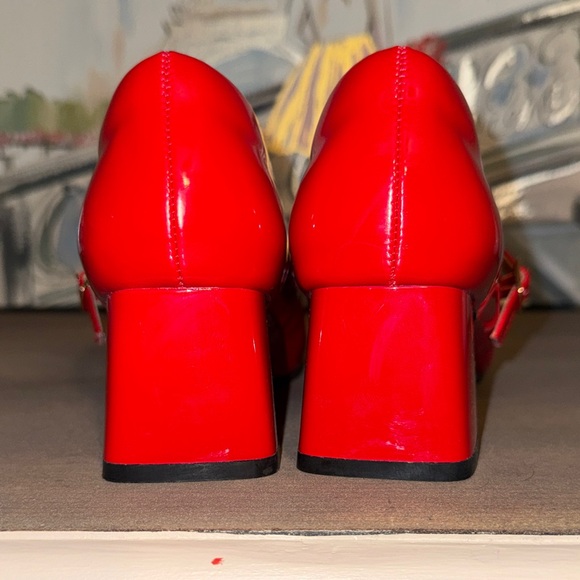 Trary Red Mary Jane Heels - Picture 3 of 8
